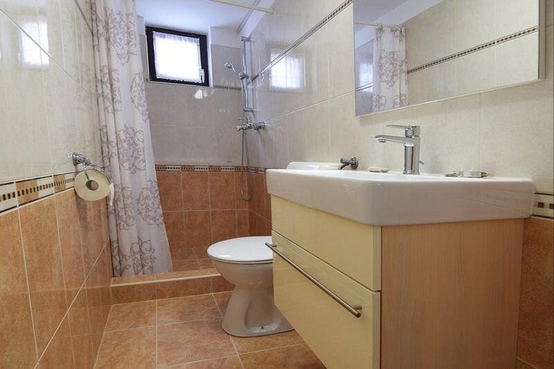 Apartmani Sole Pjescana Uvala Esterno foto